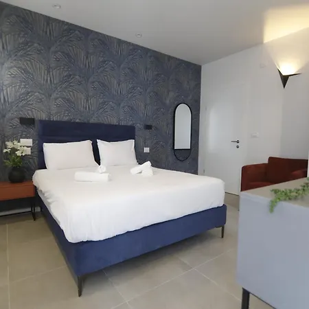 Stylish Modern Studios - Port & Beach Apartments, Haifa Room photo
