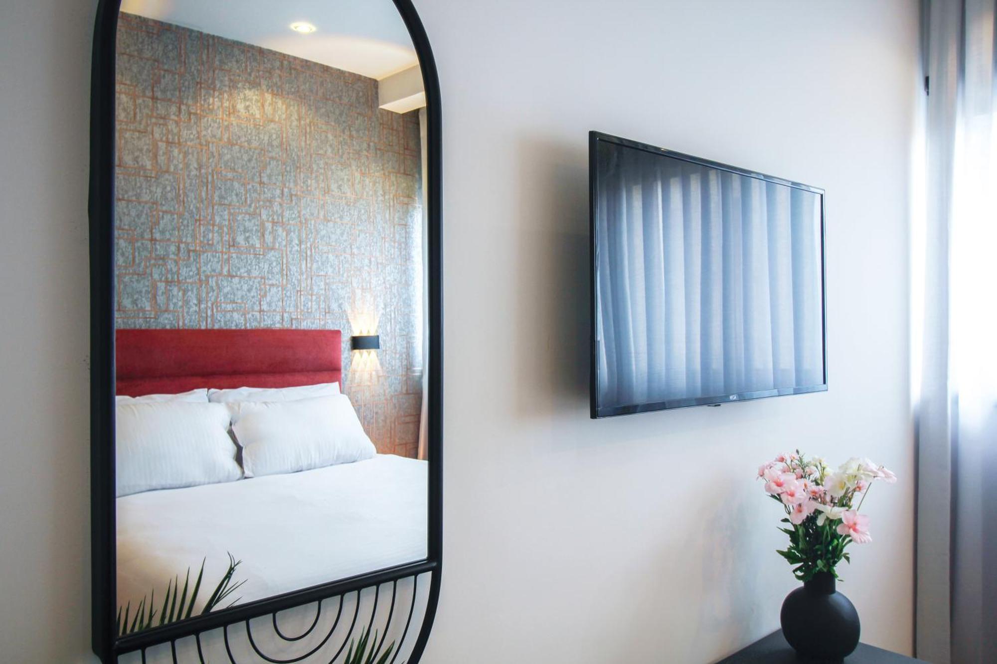 Stylish Modern - Port & Apartments, דירה חיפה