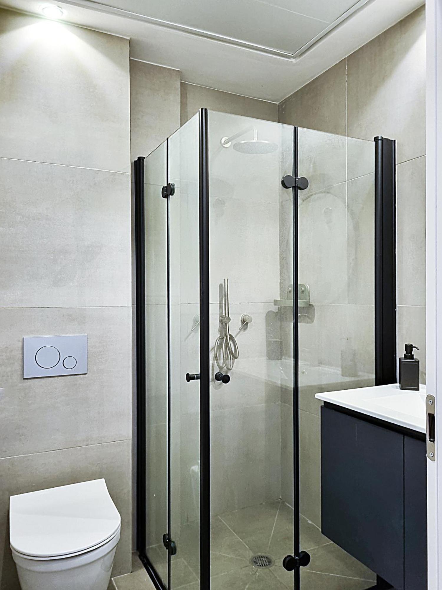דירה Stylish Modern - Port & Apartments,