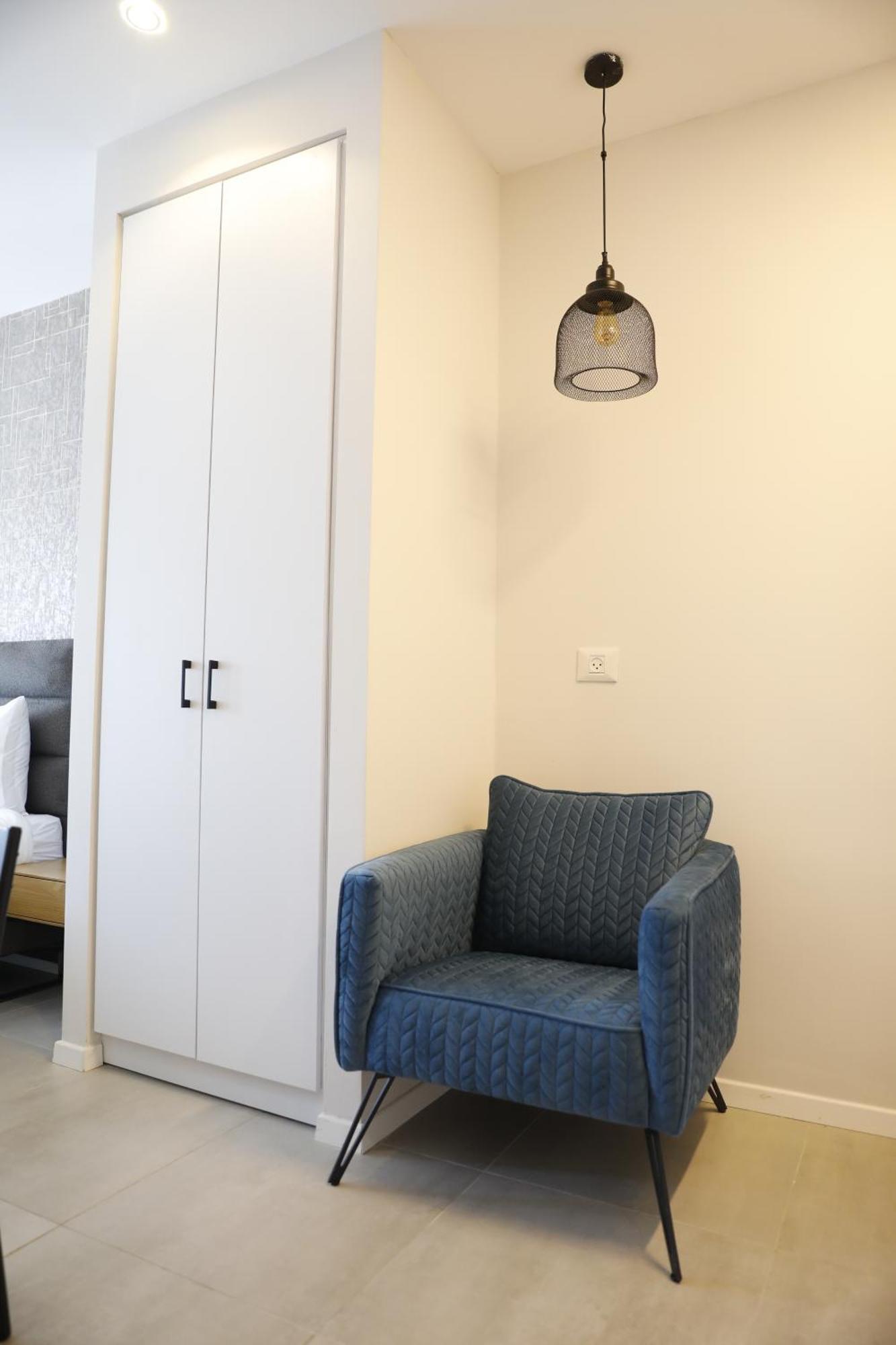 Stylish Modern - Port & Apartments, דירה חיפה