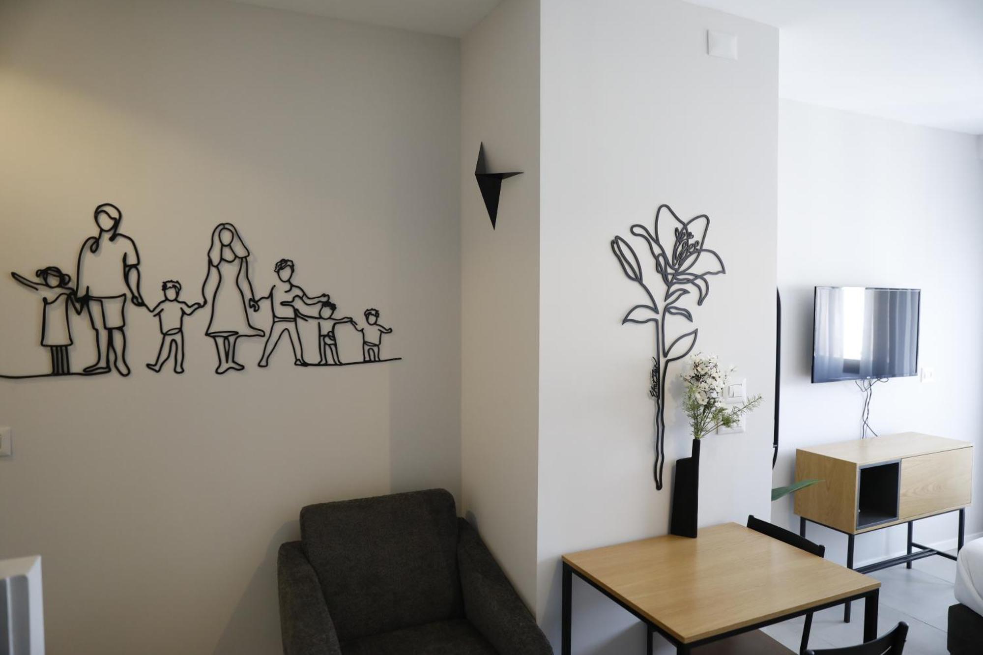 Stylish Modern - Port & Apartments, דירה